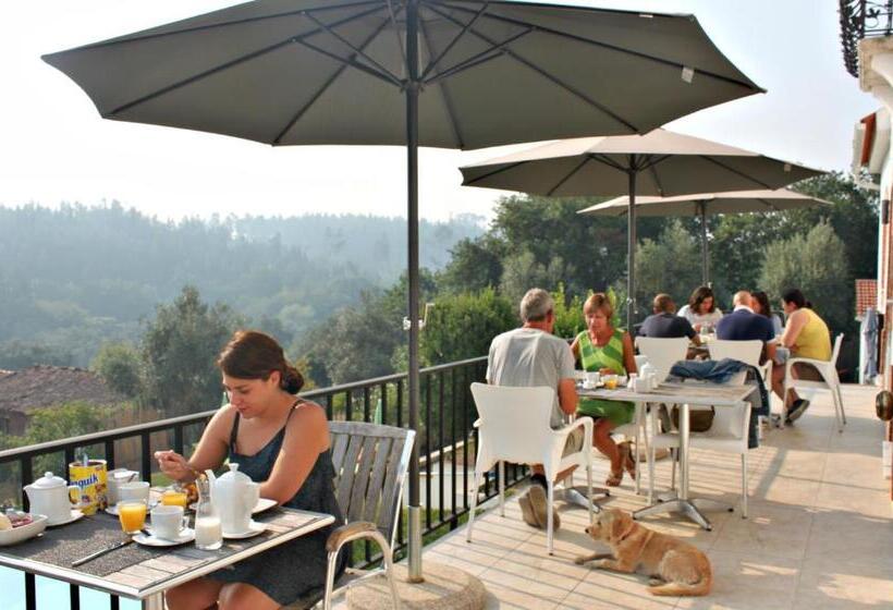 ベッドアンドブレックファースト Casa Nas Serras