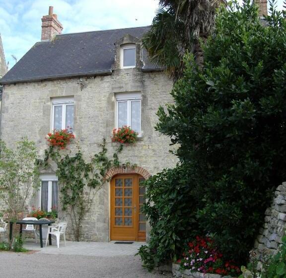 مبيت وإفطار Chambres D'hôtes De L'eglise