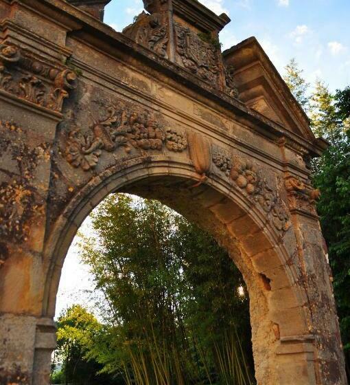 مبيت وإفطار Château De Jonquières   Hérault
