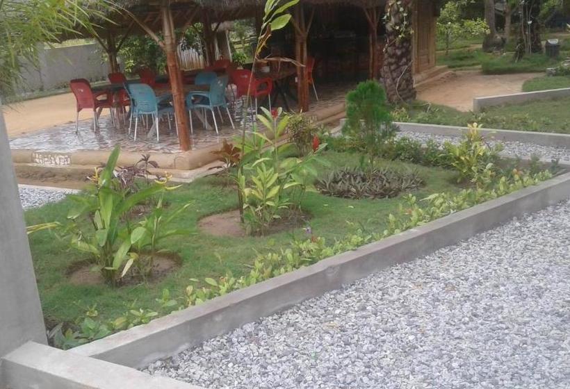 민박 Twitter Paradise