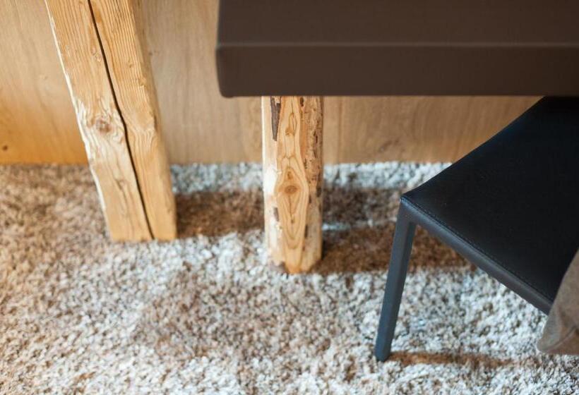 Burgus - Design Suites & Apartments