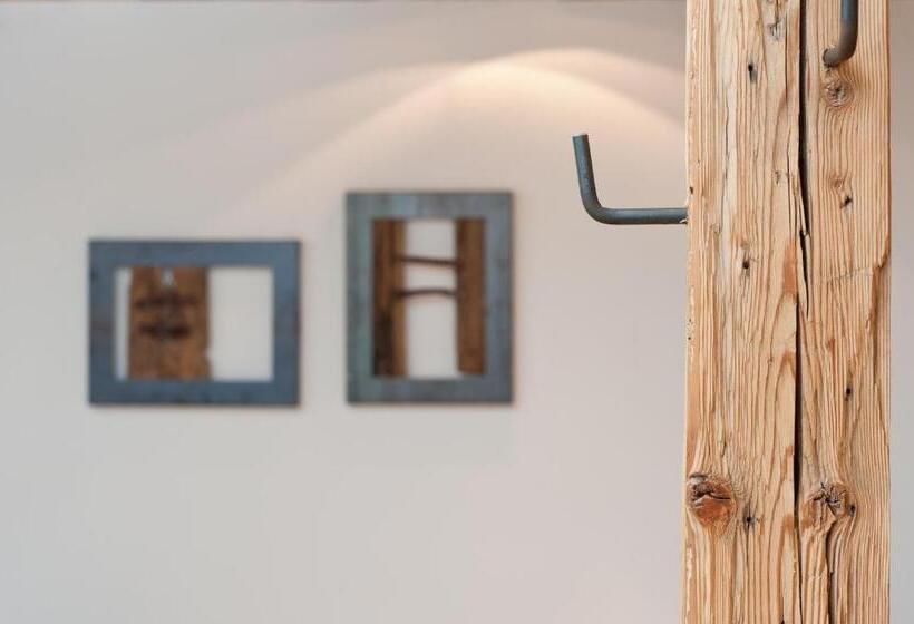 Burgus - Design Suites & Apartments