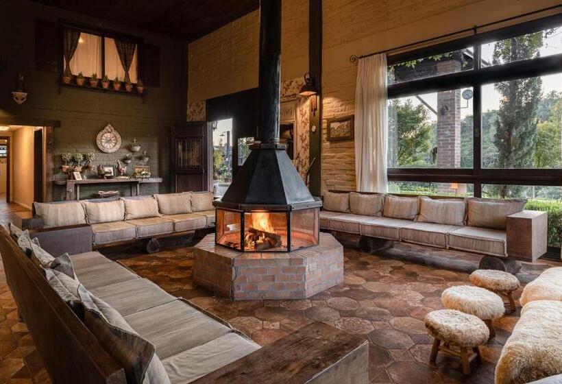 Estribo Hotel Estancia