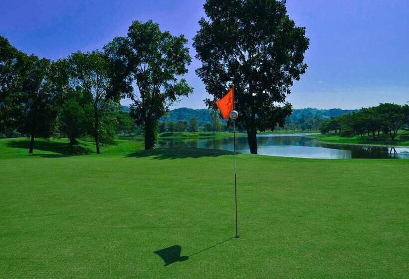 Happy City Golf & Resort