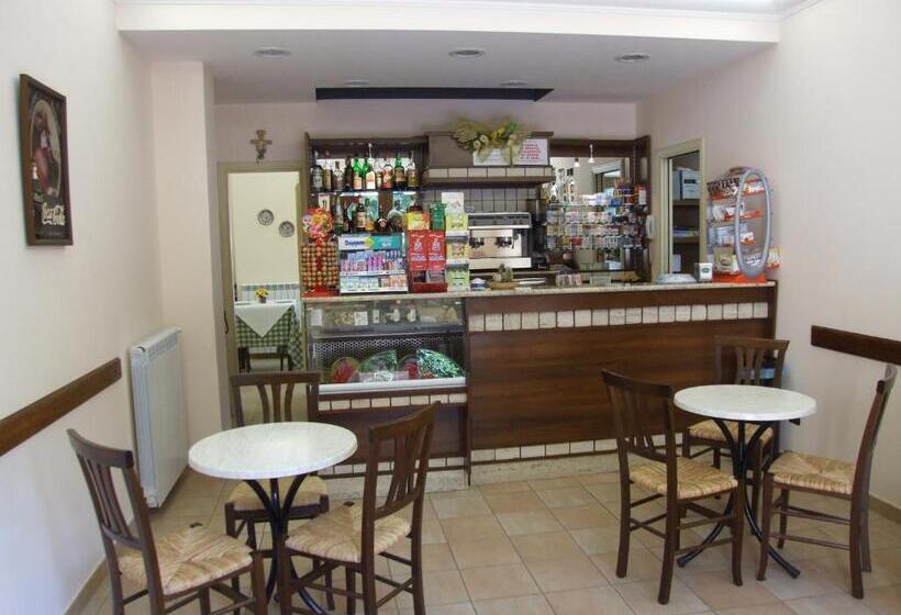 בית מלון כפרי Albergo La Casa Nel Bosco