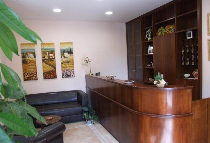 בית מלון כפרי Albergo La Casa Nel Bosco