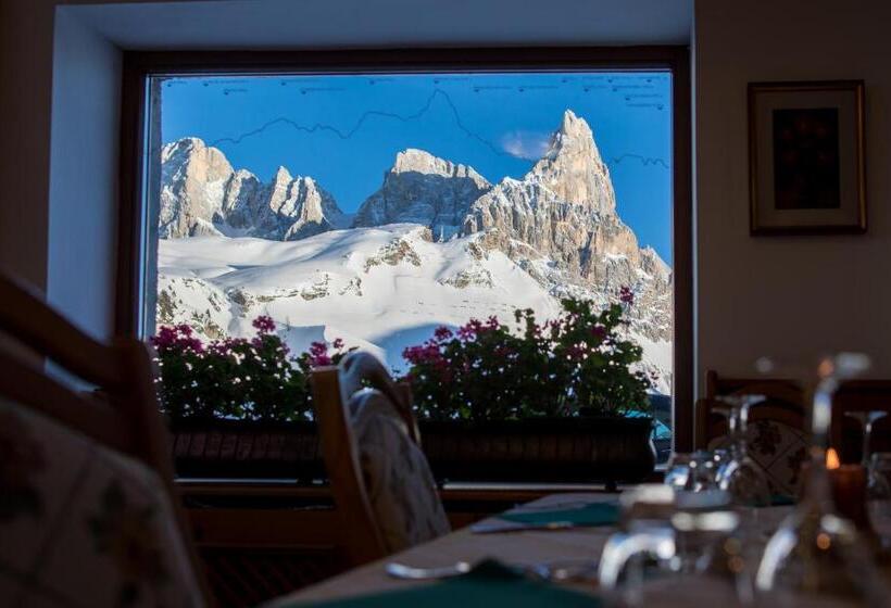 בית מלון כפרי Albergo Vezzana