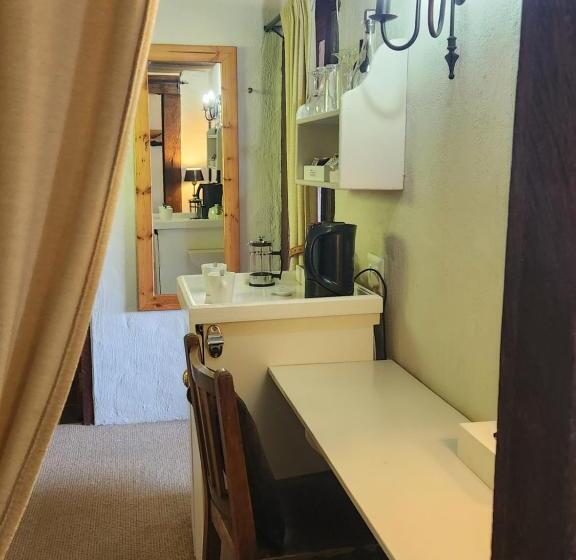 בית מלון כפרי Cleopatra Mountain Farmhouse