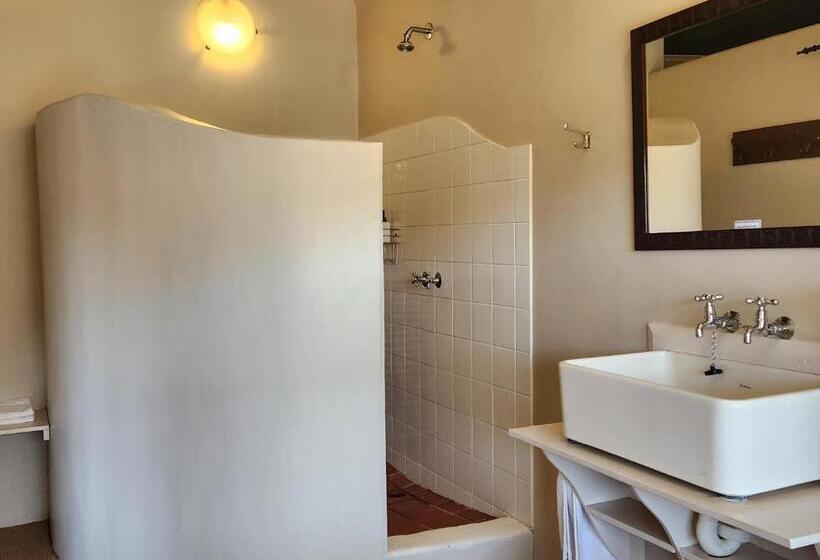 בית מלון כפרי Cleopatra Mountain Farmhouse