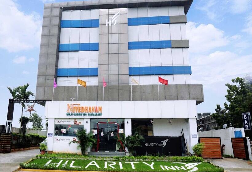 Отель Hilarity Inn