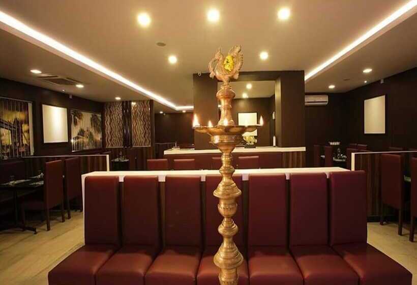 Отель Hilarity Inn