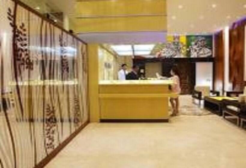 Отель Hilarity Inn