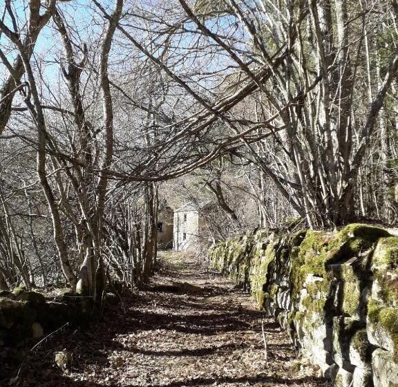 בית מלון כפרי La Tana Del Picchio