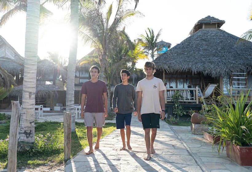 Отель Las Cabañas De Antica