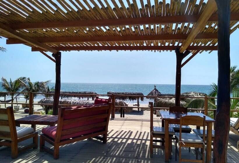 Отель Las Cabañas De Antica