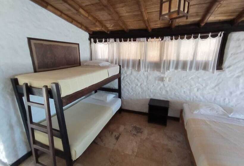 Отель Las Cabañas De Antica