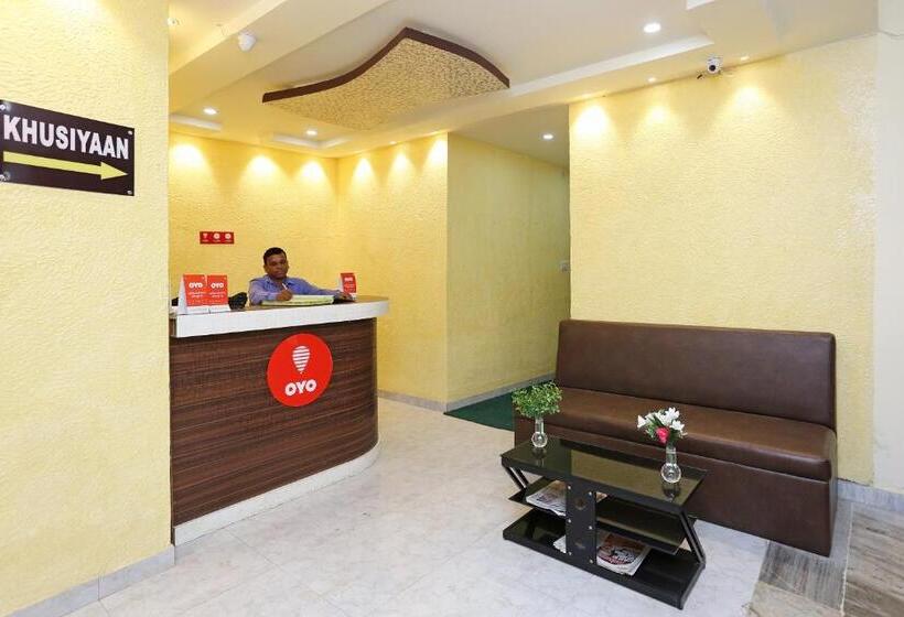 Отель Oyo 11547  Mona Palace