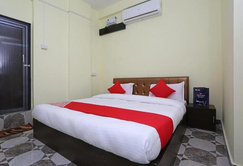 Отель Oyo 11547  Mona Palace