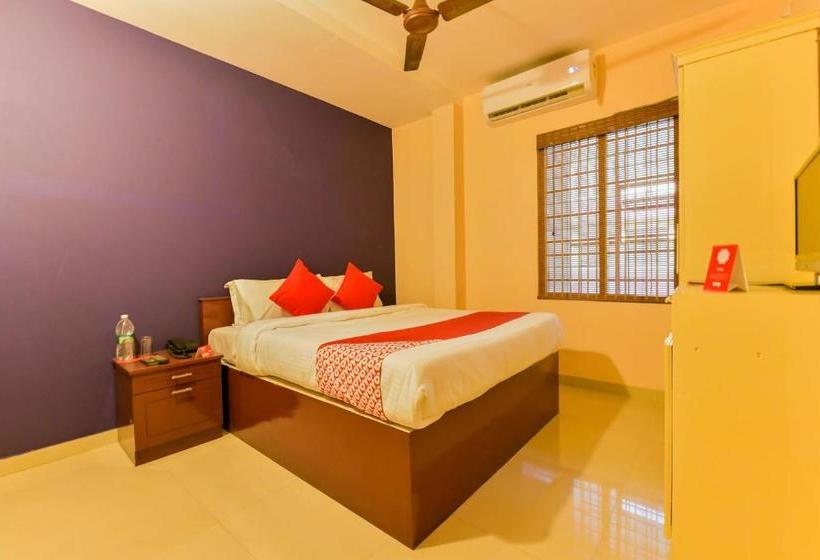 호텔 Oyo 12179 Raiban