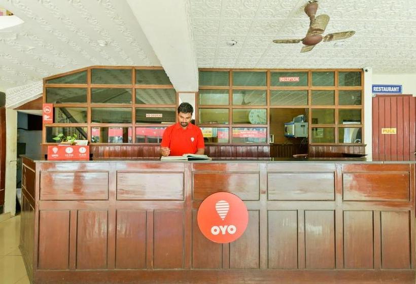 호텔 Oyo 12179 Raiban