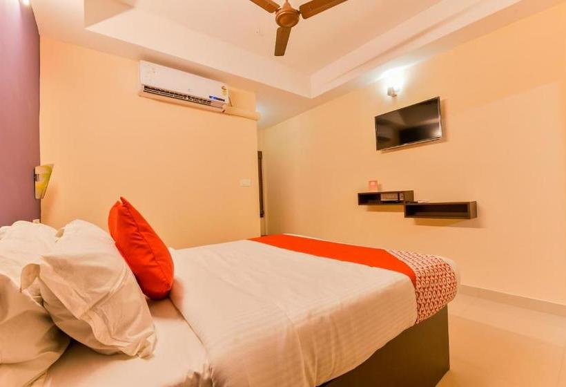 호텔 Oyo 12179 Raiban