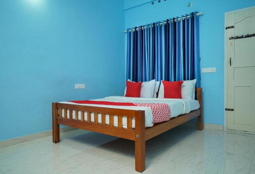 Отель Oyo 15647 River View Inn