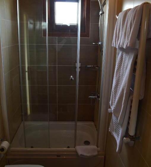 בית מלון כפרי Parla Viens Suites