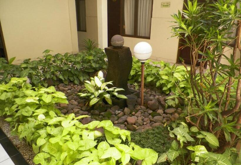 호텔 Reddoorz At Jalan Sriwijaya Semarang