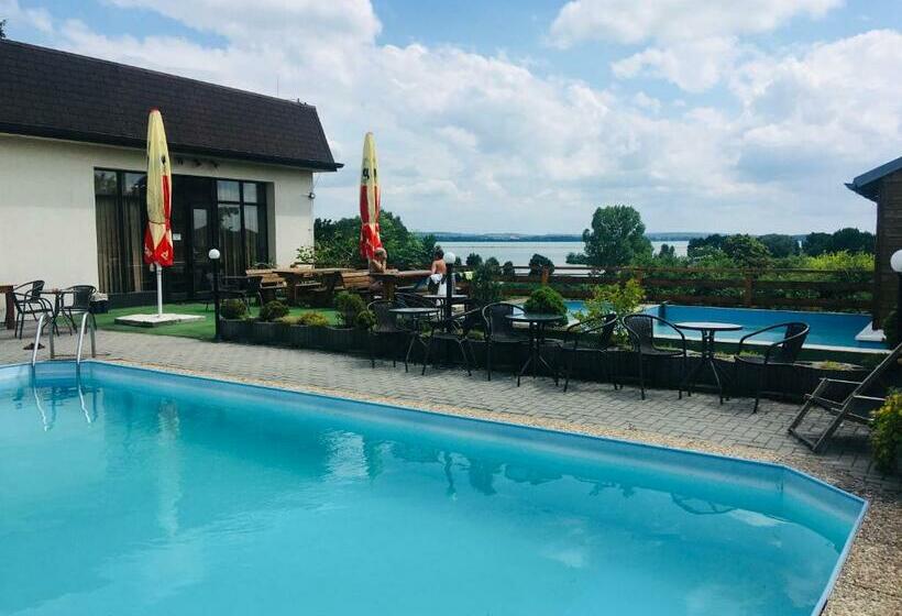 בית מלון כפרי Rozkoš