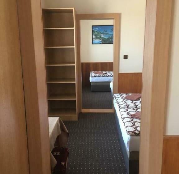 בית מלון כפרי Rozkoš