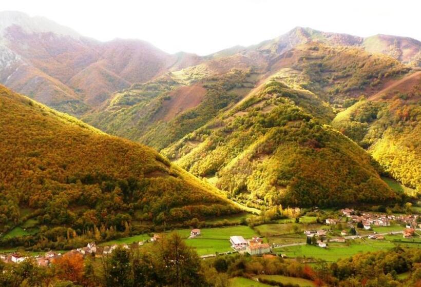 فندق Rural El Fundil