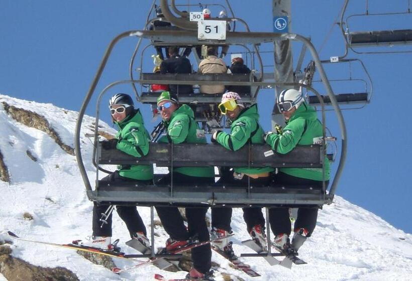 فندق Rural El Fundil