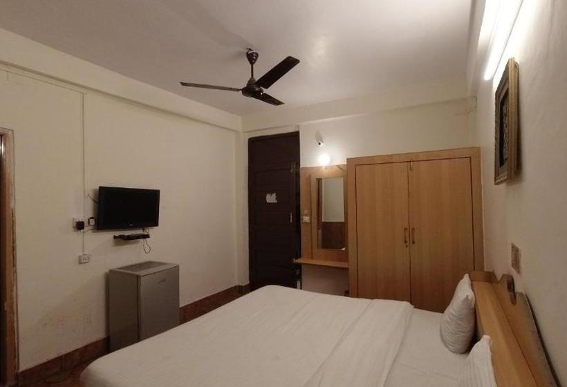 Hotel Shingar  Mussoorie Mallroad