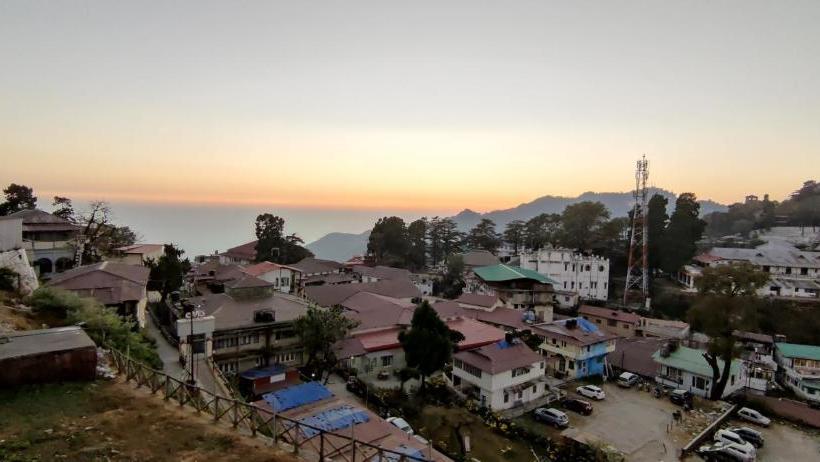 Hotel Shingar  Mussoorie Mallroad