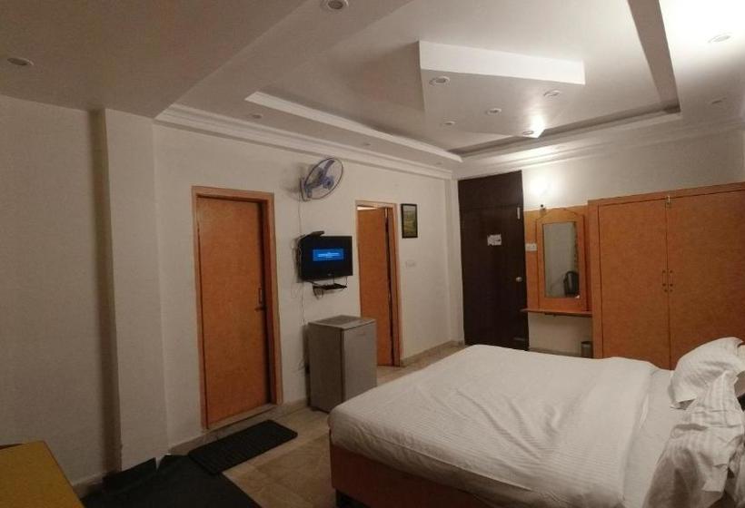 Hotel Shingar  Mussoorie Mallroad