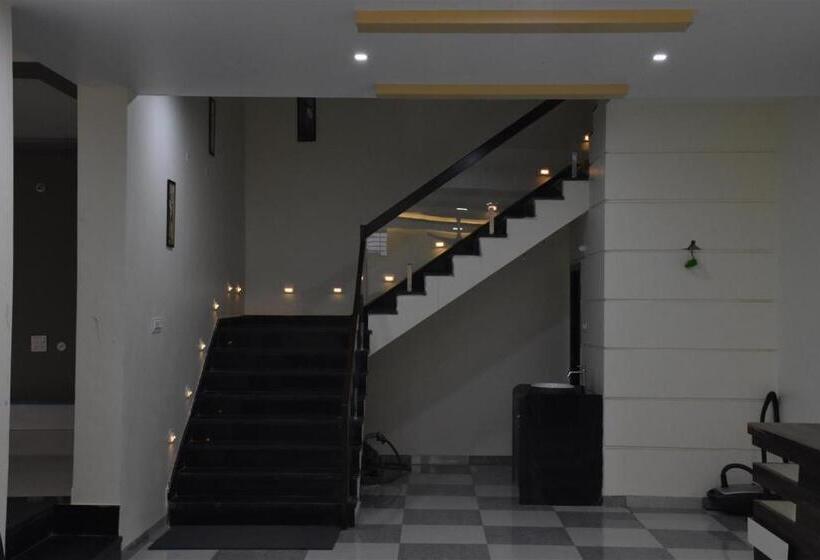 בית מלון כפרי Shri Sharanam