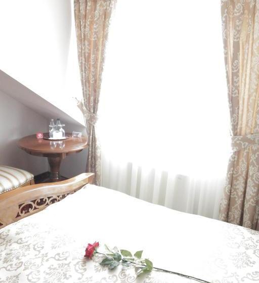 בית מלון כפרי Slavia