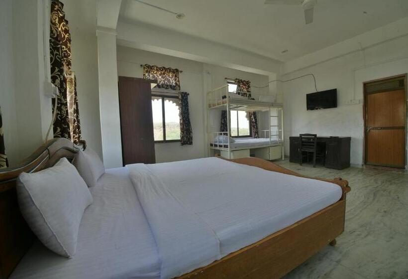 Hotel Spot On Palace Anjali