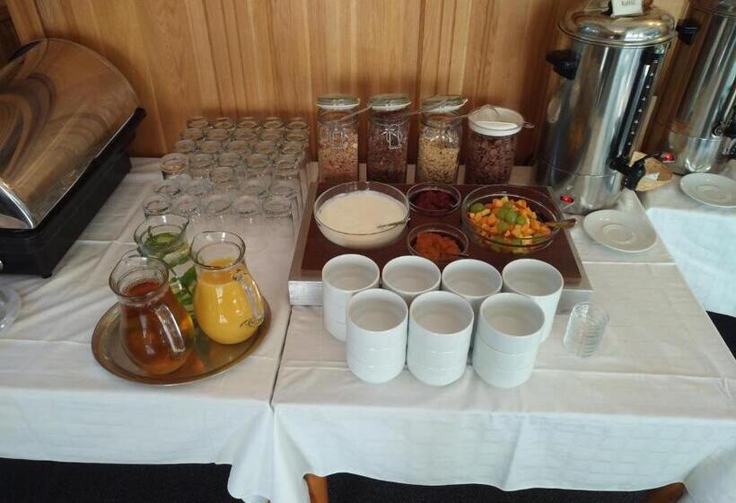 בית מלון כפרי štekl   Hrubá Skála