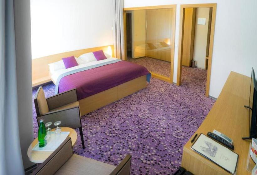 Отель Vinice Hnanice