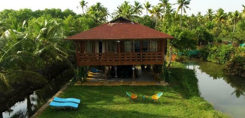 ホテル Vinis Farm A Private Island Stay Privacy Redefined !!!