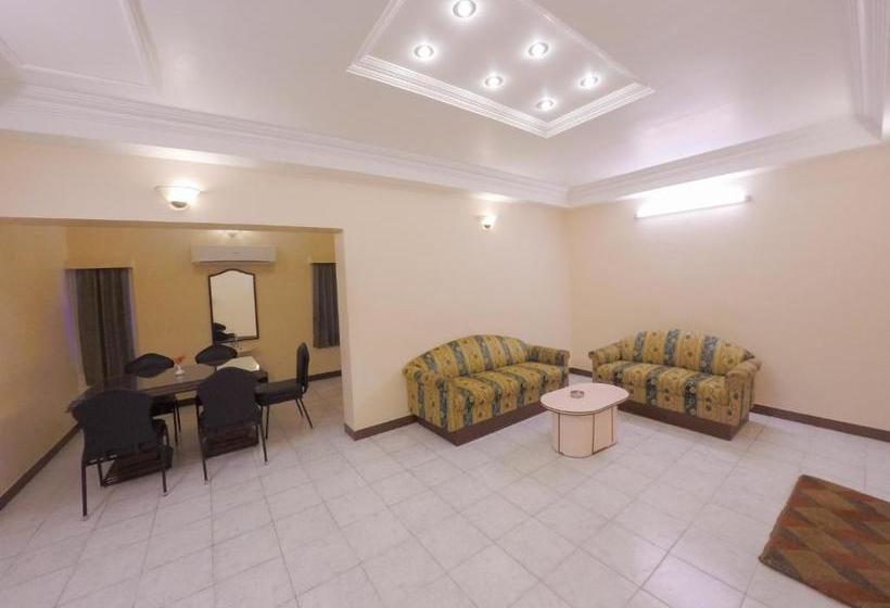 Отель Vinnca Lrn Excellency