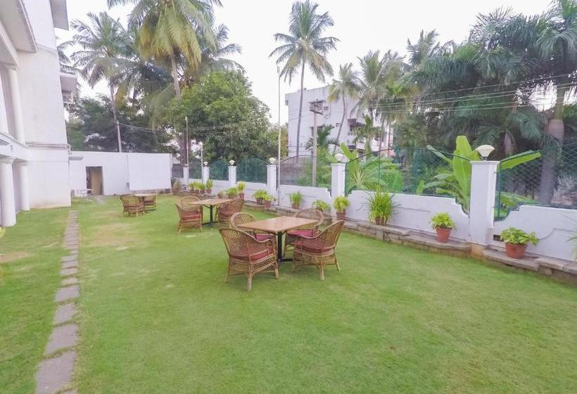 Отель Vinnca Lrn Excellency