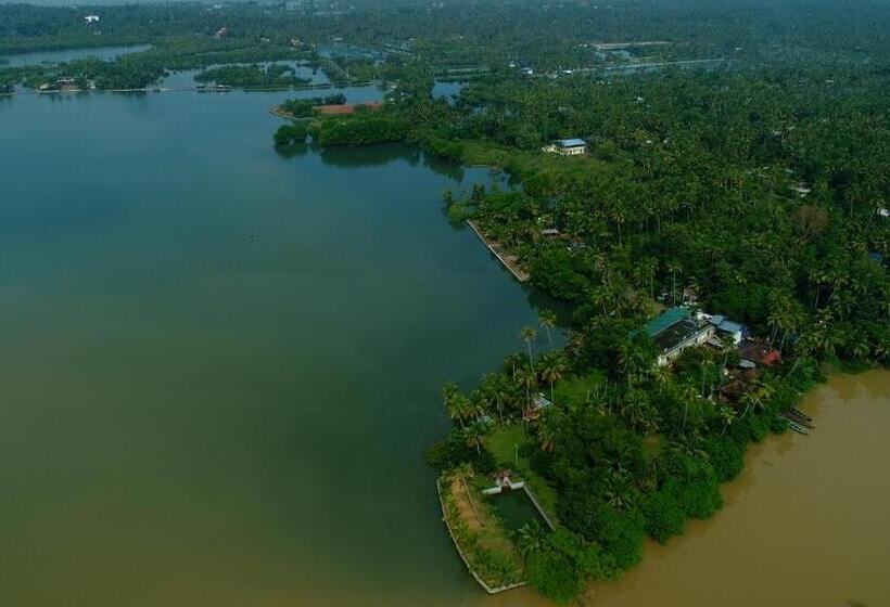 Lake N River Resort Munroe Island