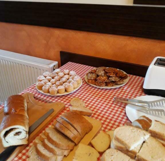 פנסיון Casa Agnes Vendeghaz