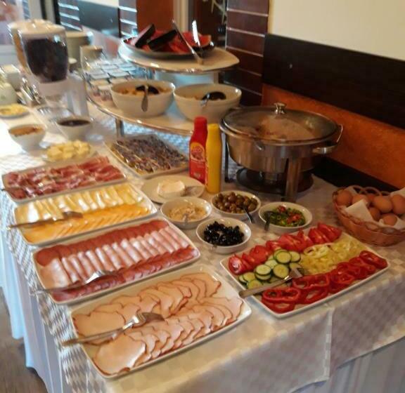 بنسيون Casa Agnes Vendeghaz