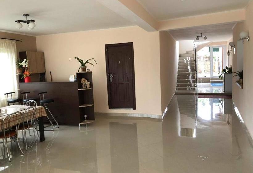 Пансион Casa Banc