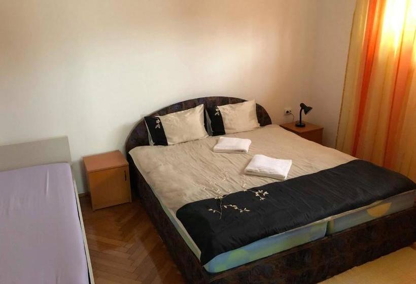 Пансион Casa Banc