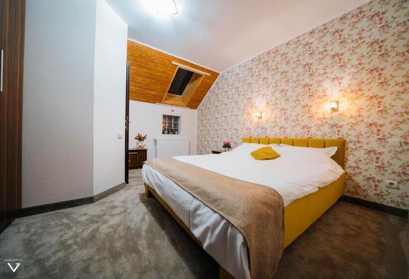 بنسيون Casa Carmen