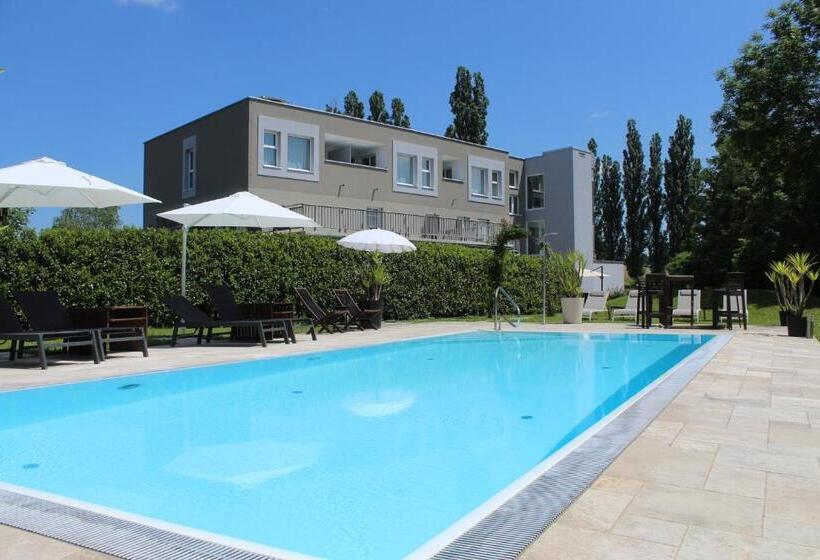 פנסיון Ewitsch 13   Hotel Garni